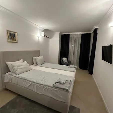 Oasis Club - 